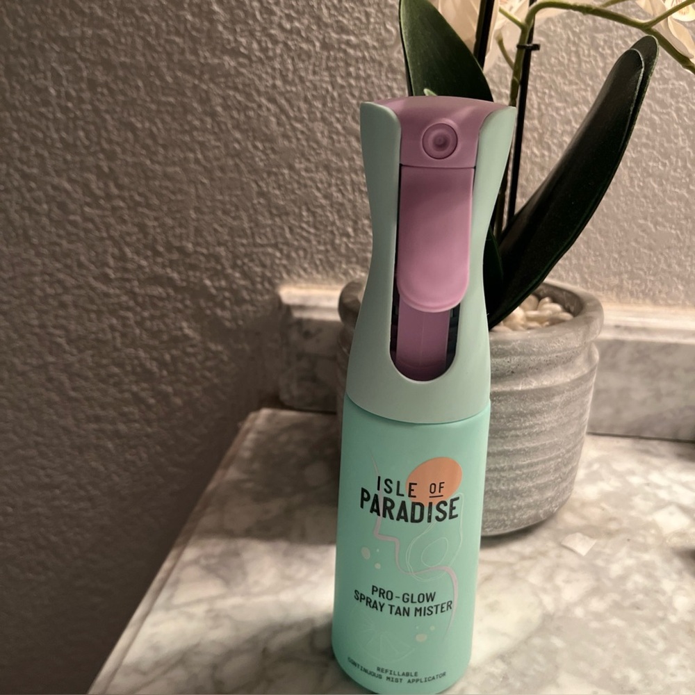 Isle of Paradise Pro-Glow Spray Tan Mister - Mint and Lavender - Picture 2 of 3